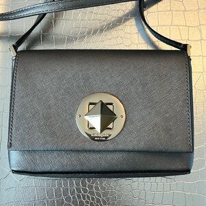 KATE SPADE Metallica Shoulder Crossbody Bag with a gorgeous Lock